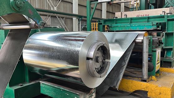 ASTM DIN GB JIS3302 ホットディプガルバニズド鋼GIコイルSGCCSGCDZ125 消化