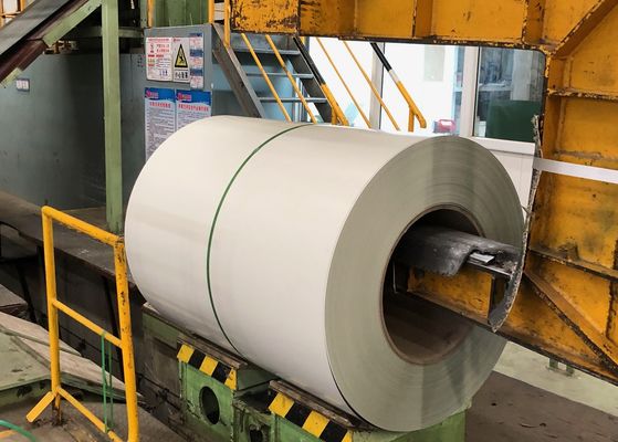 AkzoNobelの塗料3~5トンのコイル容量を持つPVDFプリペイントガルバनाइズド鋼コイル