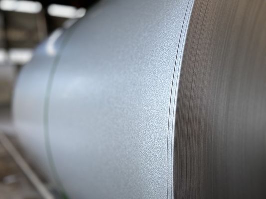 ASTM A792M ガルバリューム鋼板 コーイル内 28 メートル CS-タイプ B