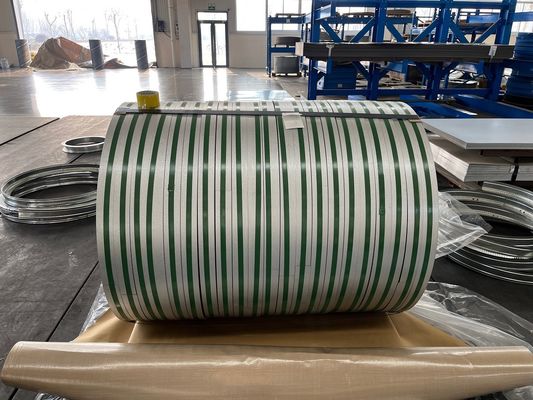 ASTM DIN GB Z275 Z180 G350 Dx51d Dx52D SPCC スパンコール 亜鉛塗装 ガルバルーム 鋼筋 ストライプ コイル 標準 航海可能 梱包